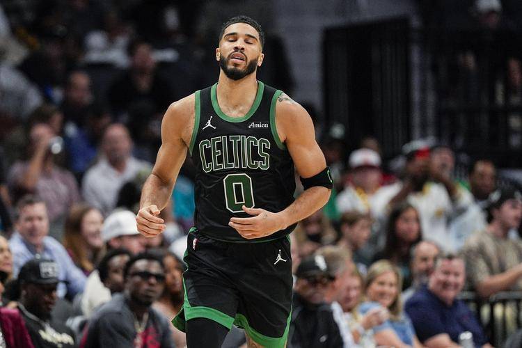 凯尔特人鏖战阿根廷男篮，乔治三分雨点燃全场