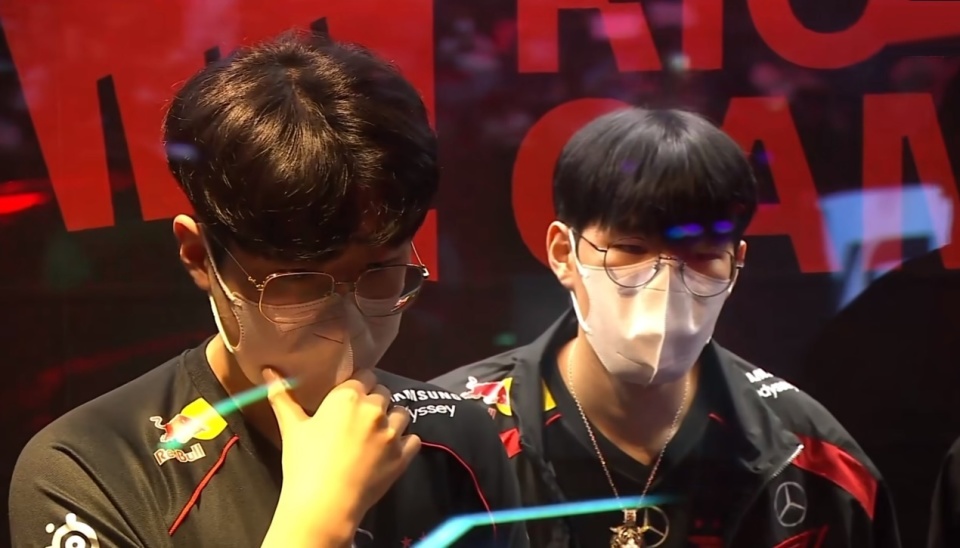 EDG绝杀KT,Faker关键团战开团秒人宿命之战全球总决赛,留下经典瞬间 EDG绝杀KT,Faker关键团战开团秒人宿命之战全球总决赛,留下经典瞬间