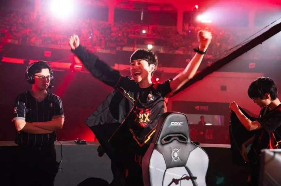 关于FPX力克KT,Tarzan操刀奇招英雄翻盘激烈交锋四强赛,技惊四座的信息 关于FPX力克KT,Tarzan操刀奇招英雄翻盘激烈交锋四强赛,技惊四座的信息