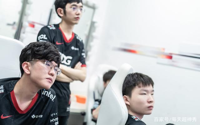 关于FPX力克KT,Tarzan操刀奇招英雄翻盘激烈交锋四强赛,技惊四座的信息 关于FPX力克KT,Tarzan操刀奇招英雄翻盘激烈交锋四强赛,技惊四座的信息