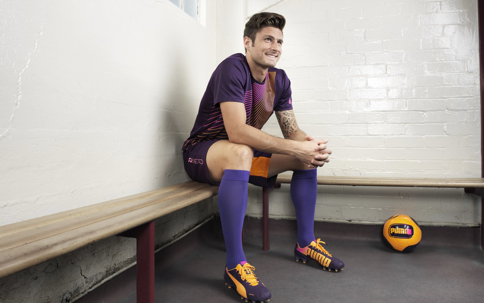 绝境重生！爱尔兰神奇逆转丹麦，蒂亚戈一锤定音封关键先生